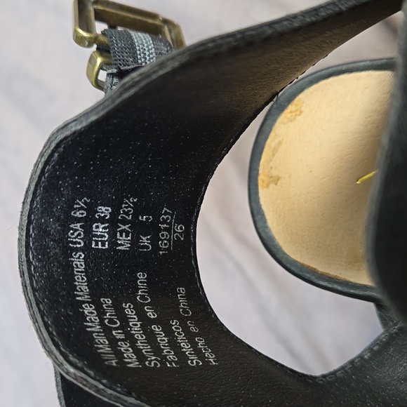 Like New American Eagle High Heels Shoes 6.5 Black Strappy 3.5" Block Heel - Picture 3 of 6